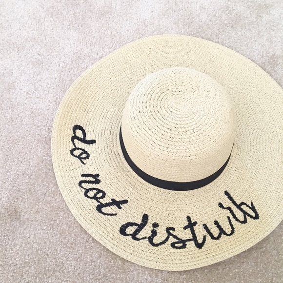 Statement beach wide brim hat - Picture 3 of 3