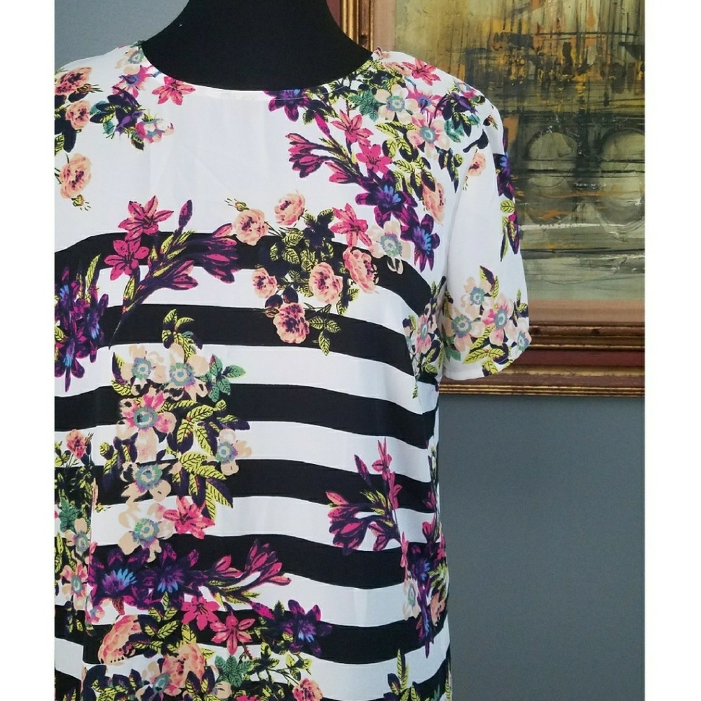 🌹🌸🌷Audrey&Celine🌷🌸🌹 Floral Blouse
