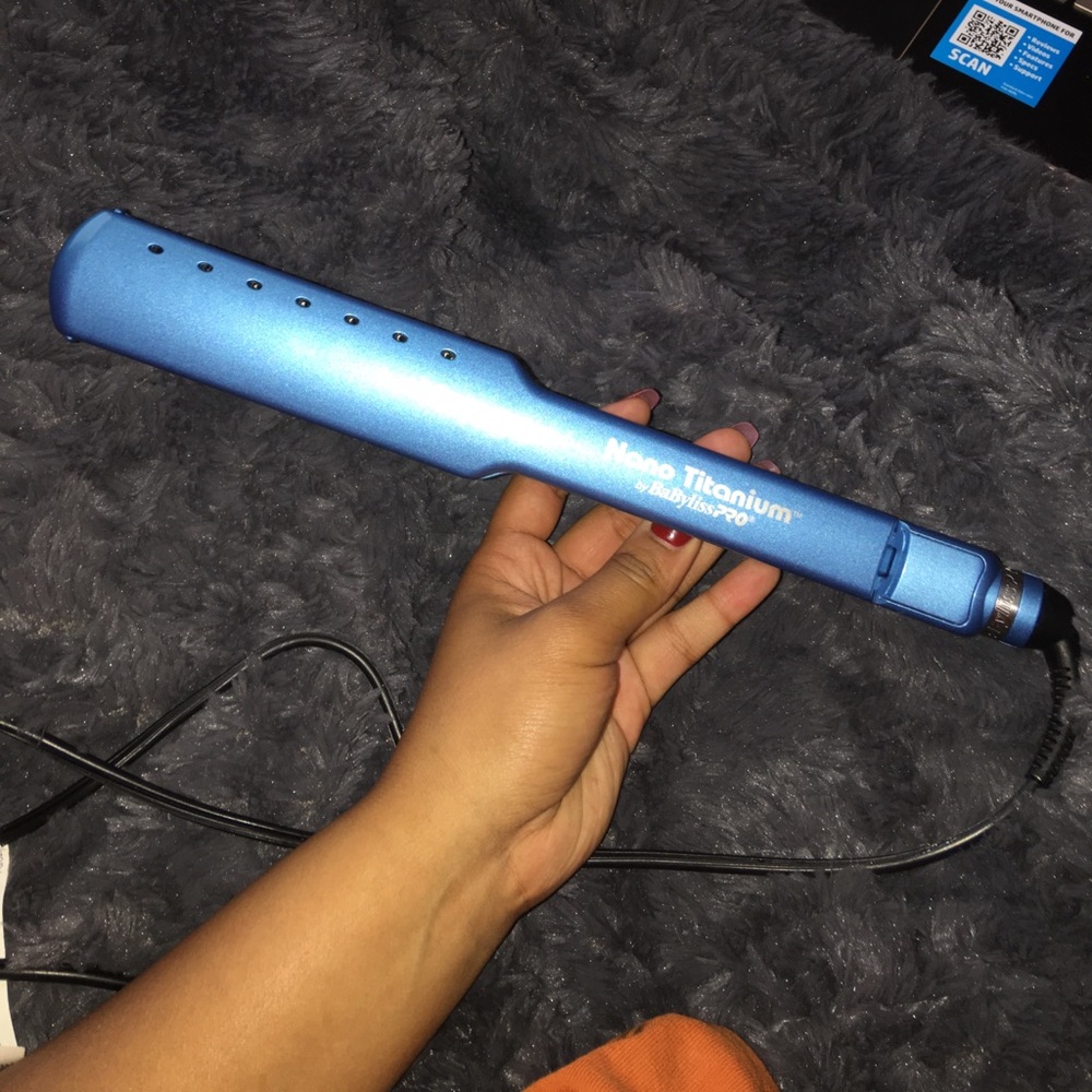 Nano titanium by babyliss PRO straightener!