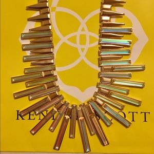 Kaplan necklace in Rose Gold