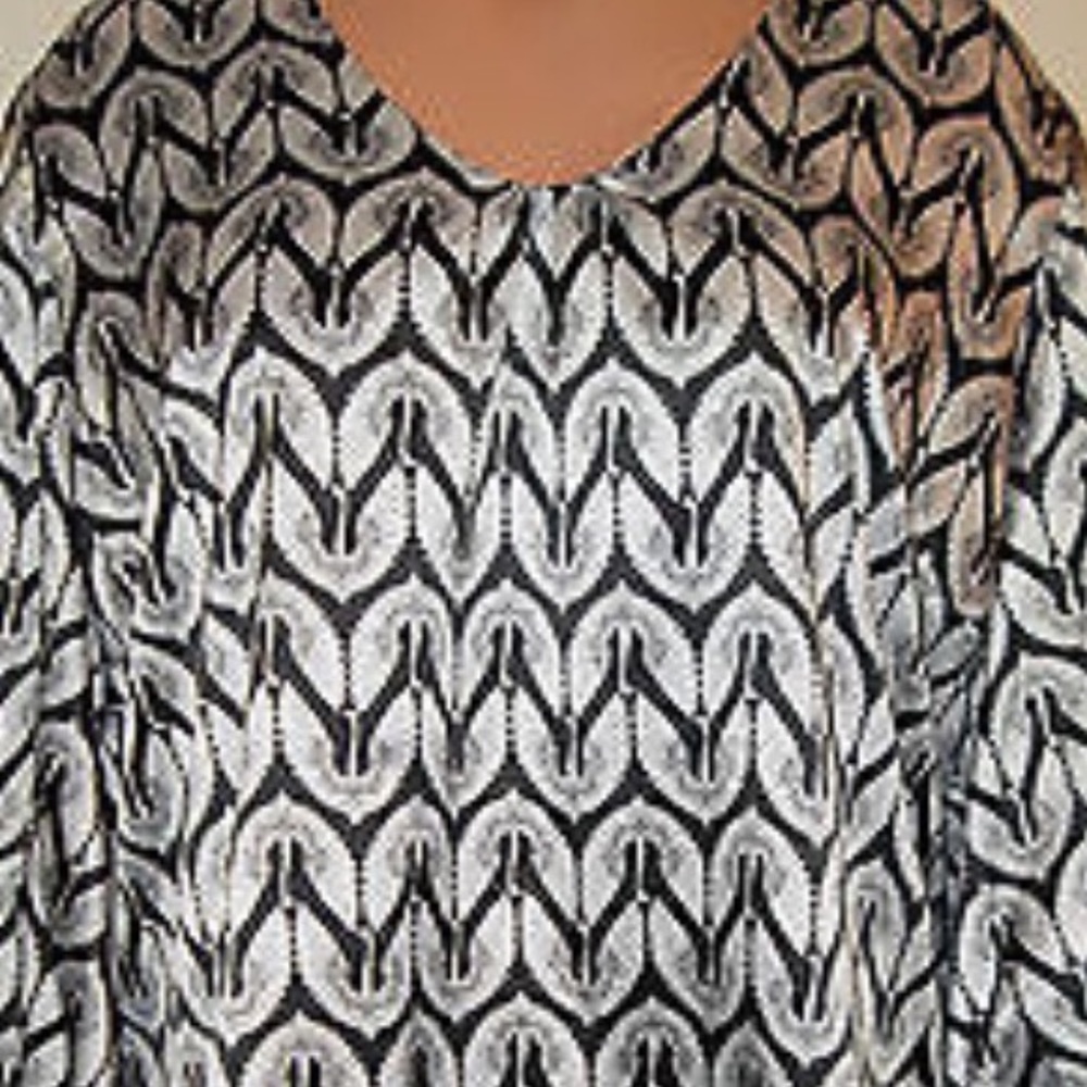 BNWT 4x Melissa McCarthy Seven7 blouse