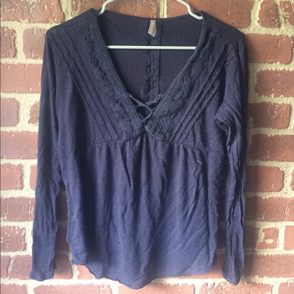2 for $15.Navy blue long sleeve shirt light weight