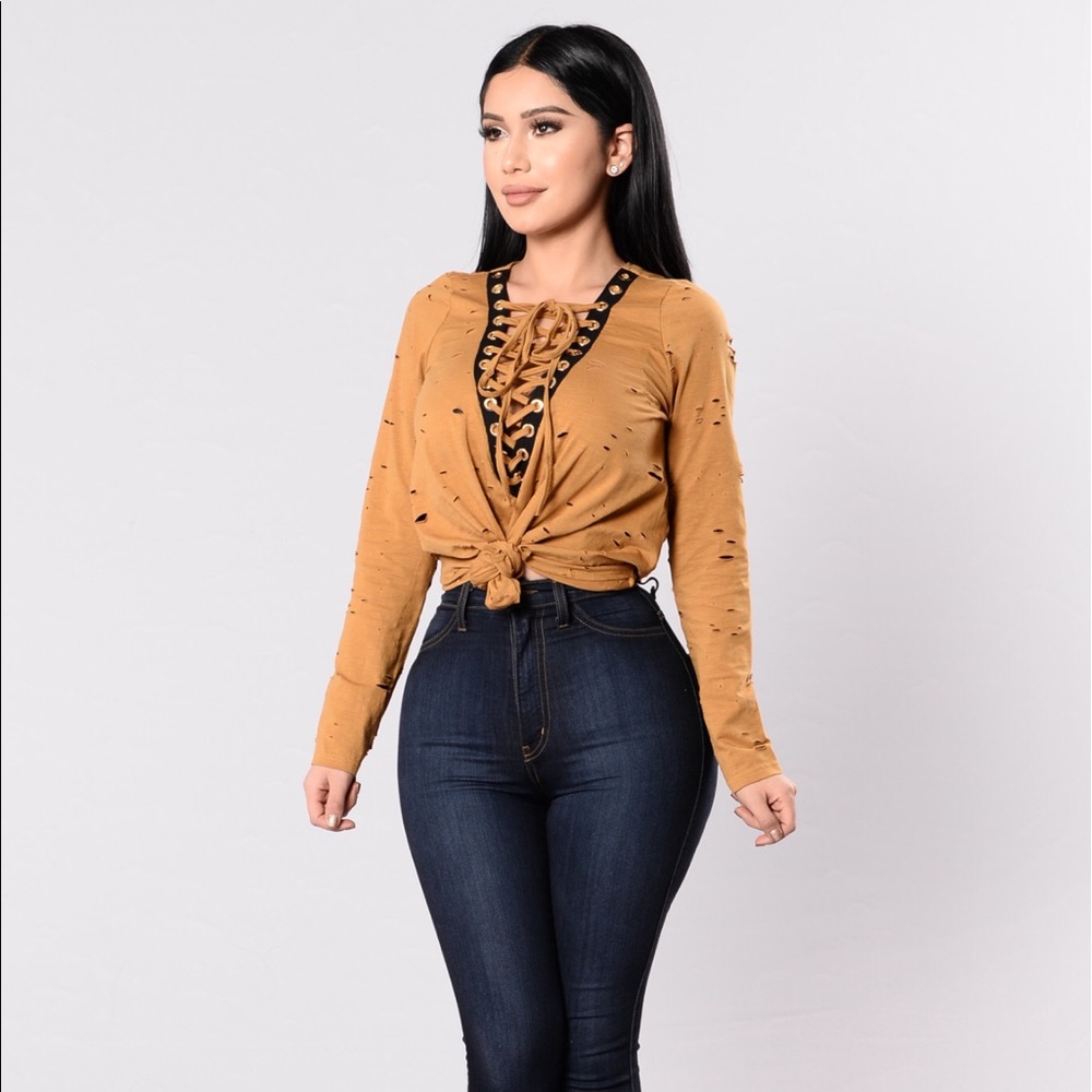 ✨Fashion Nova Top✨