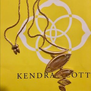 Morris necklace in Gold Dusted Glass