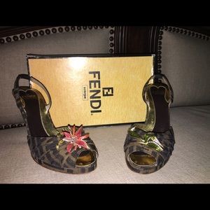 Fendi Zucca Floral RARE Slingback Pump heel