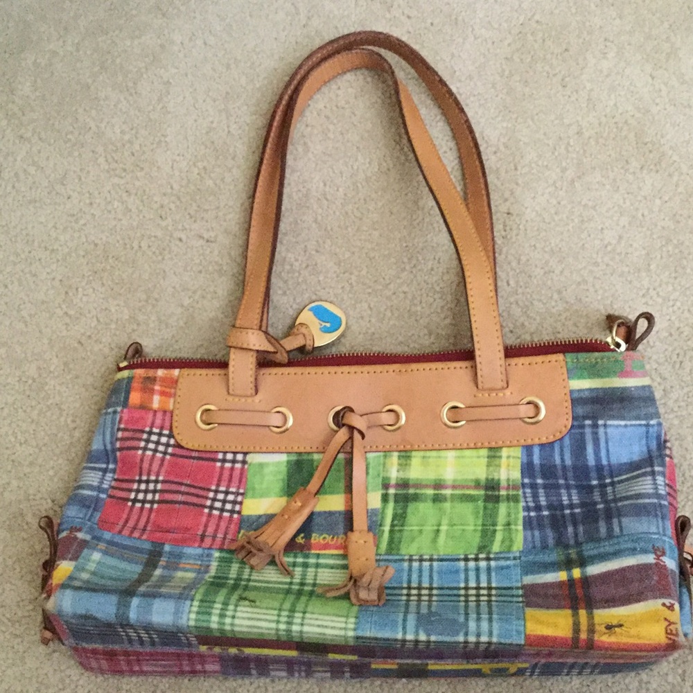 Dooney & Bourke purse