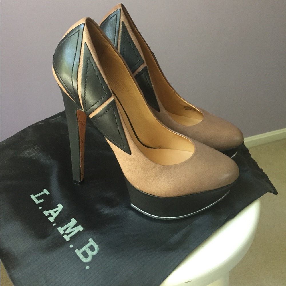 💯 NEW L.A.M.B. Dolores II High Heel