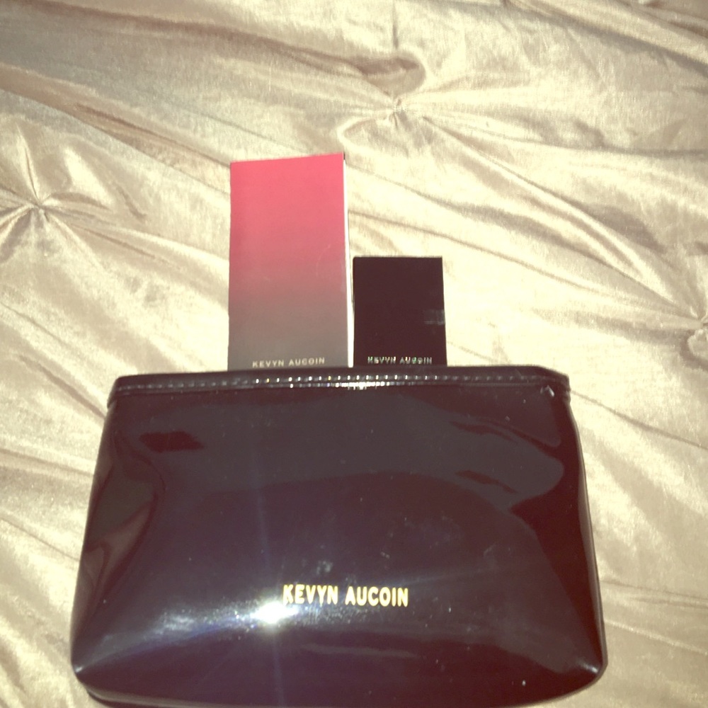 Kevyn Aucoin Makeup Bag