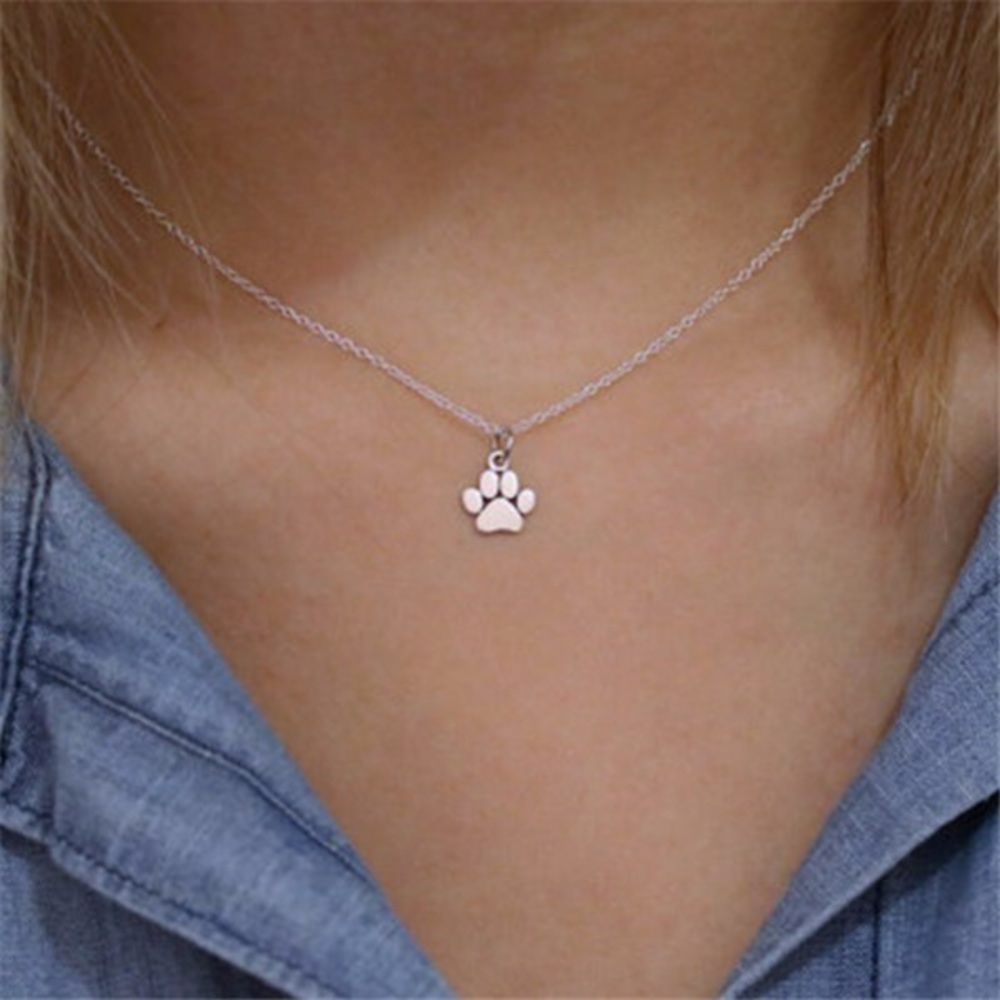 🐾 Animal Paw Print Dainty Necklace Silver Color - Picture 3 of 6