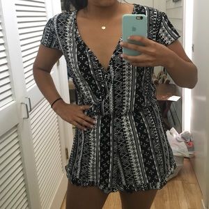NWOT Black and White Derek Heart Pattern Romper