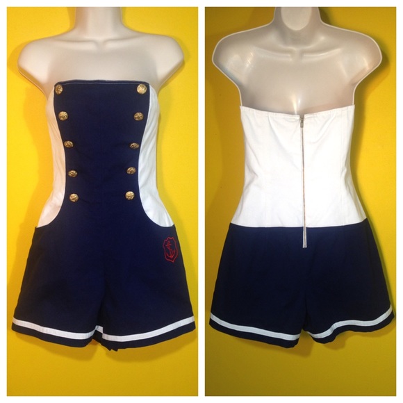 SOLD!!!  Rare! Betsey Johnson Spring 2011 Runway Romper - Picture 2 of 4