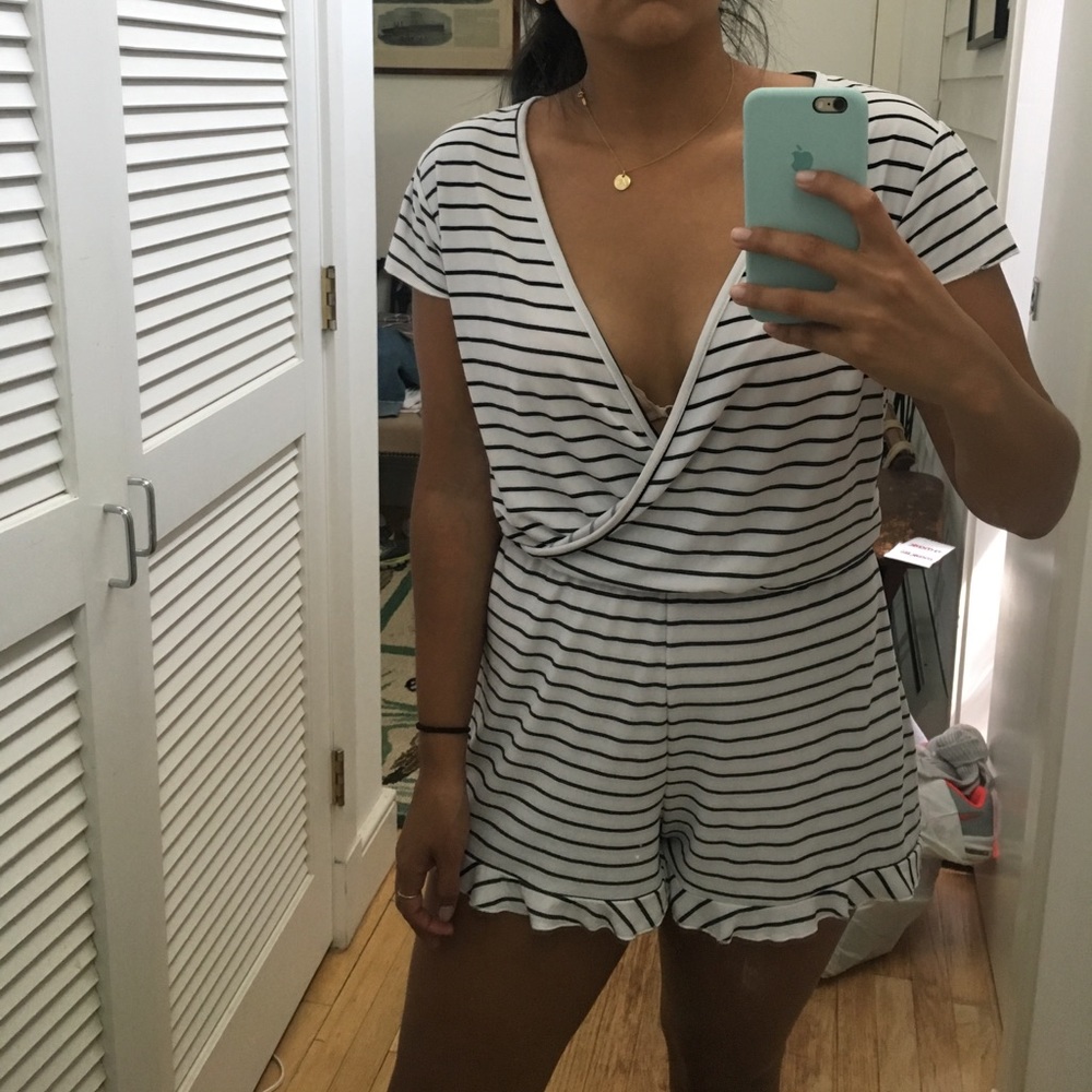 NWOT White with Black Stripe Derek Heart Romper
