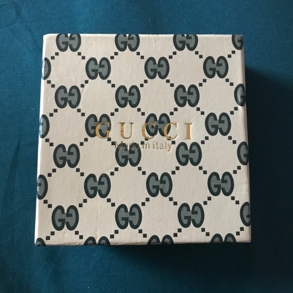 Gucci belt