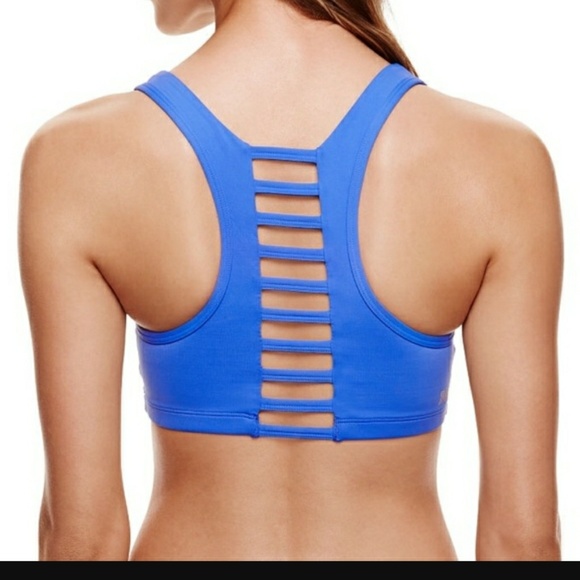 SALE PINK Victoria's Secret Ultimate sports bra - Picture 3 of 5