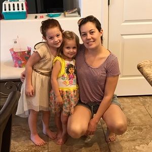 Meet your Posher, Lisa