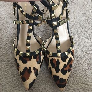T-strap studded animal print bcbg pumps!!!