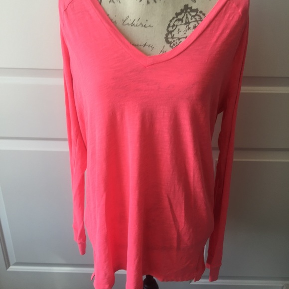 PINK Victoria's Secret Top Pink Medium Logo - Picture 2 of 8