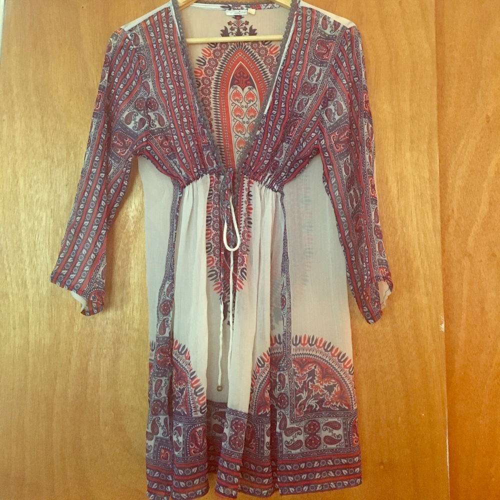 Beach tunic cover up