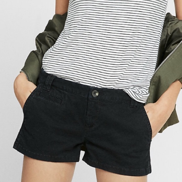 Express Black Pocketed Shorts, Size 4 - Picture 5 of 5