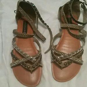 Steve Madden silver multi sandels