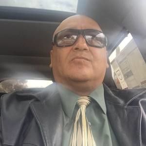 Meet your Posher, Henry