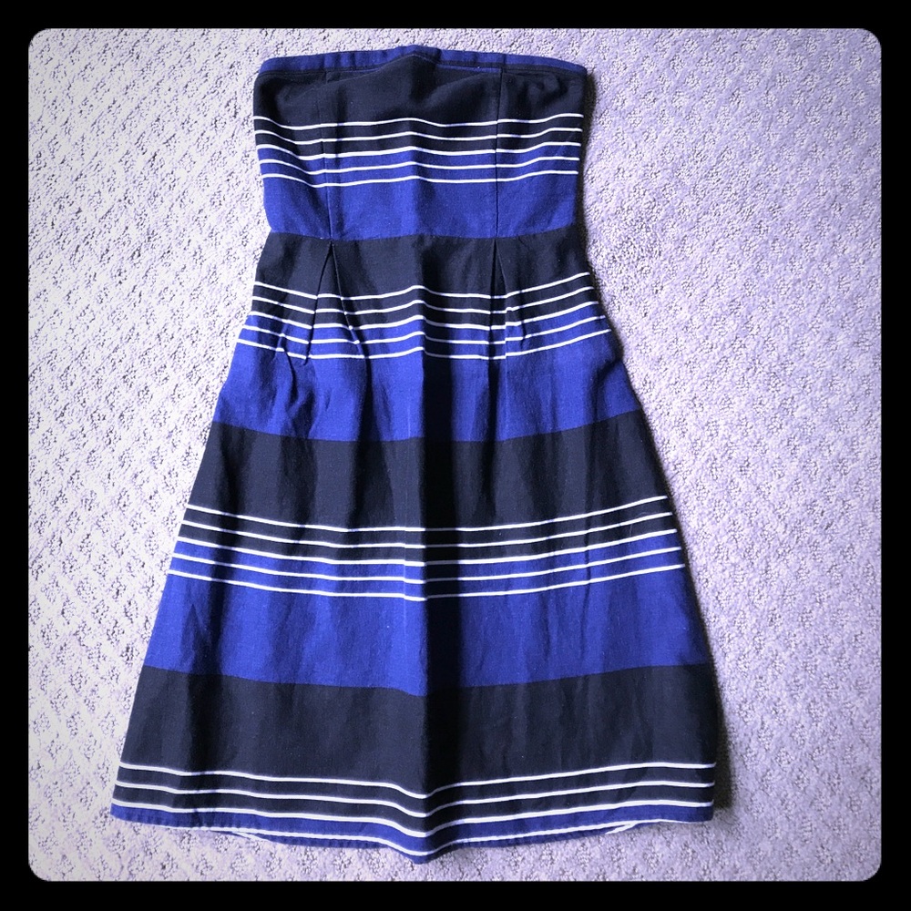 Strapless dress