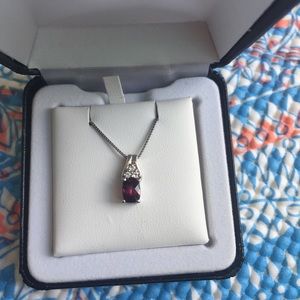✨Kay Jewelers Silver Purple Stone Necklace
