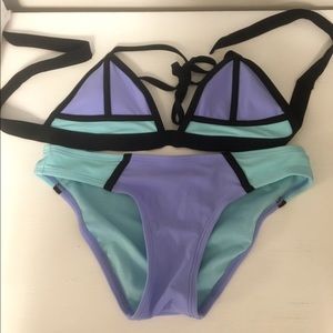 Xhilaration || color block swimsuit