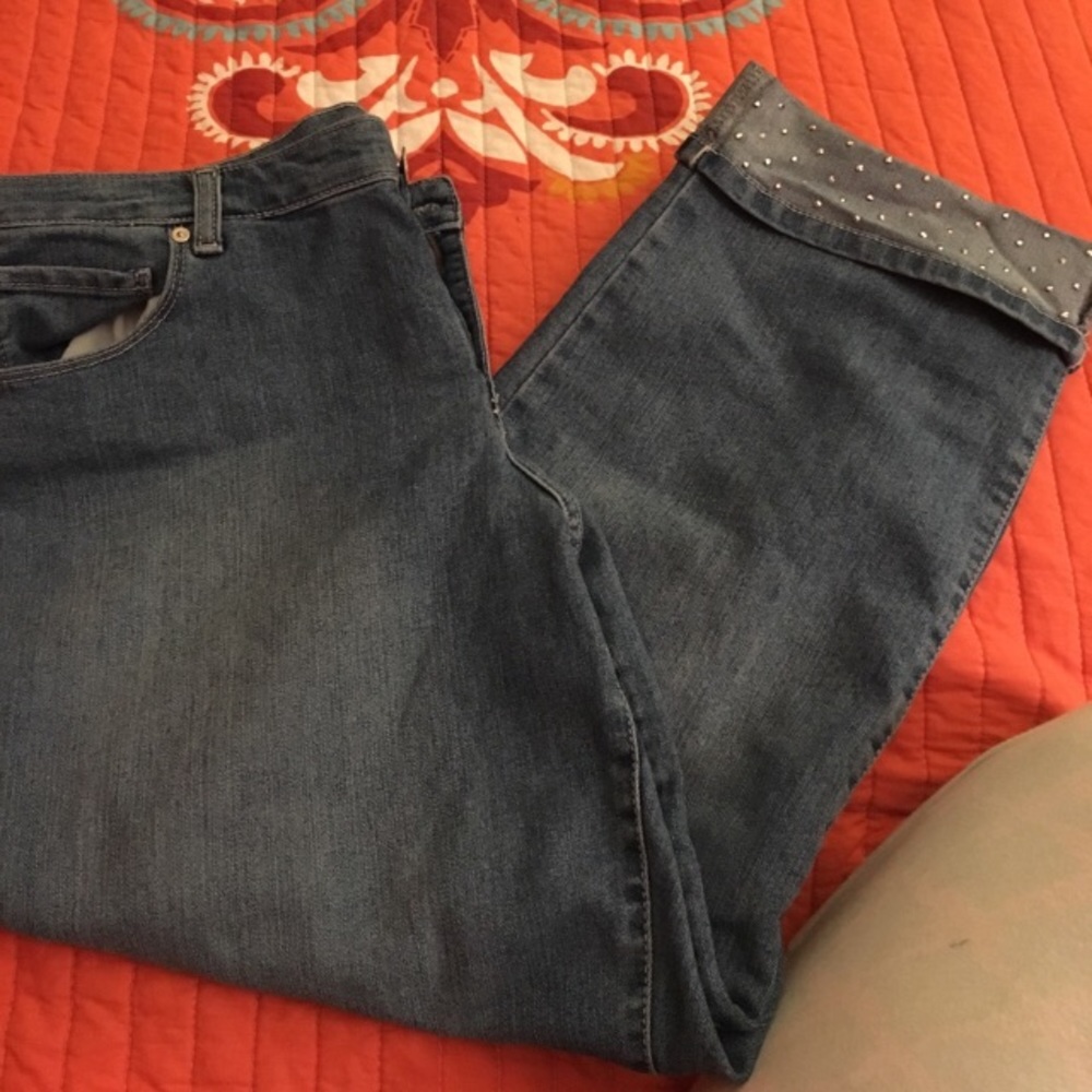 Denim capris