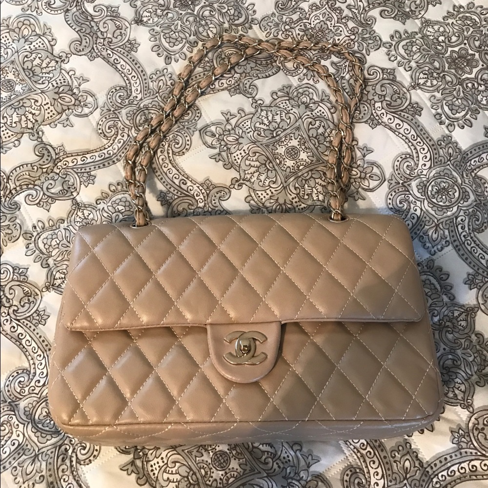 Quilted large "crossbody" bag