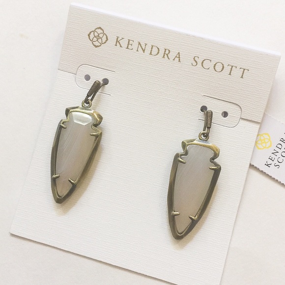 NWT Kendra Scott beautiful earrings - Picture 3 of 5