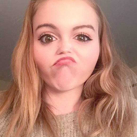 Meet your Posher, Gianna - Picture 1 of 1