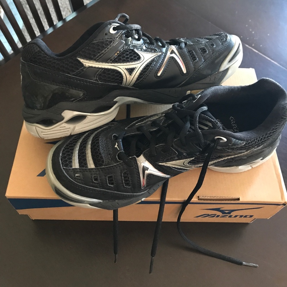 Brand New Volleyball Shoes Gem