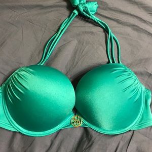 Vs bombshell 34C bikini top