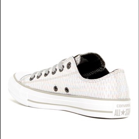 Converse Women Diamond Jacquard shoes - Picture 2 of 3