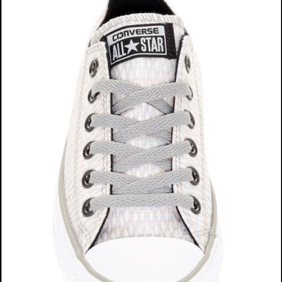 Converse Women Diamond Jacquard shoes - Picture 3 of 3