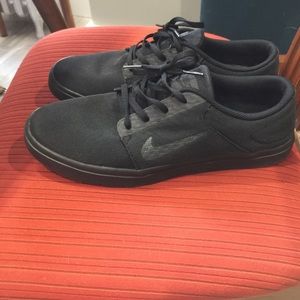 Black Nike Sb Shoes