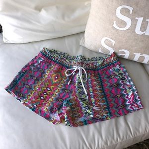 Women's xs multicolor print shorts