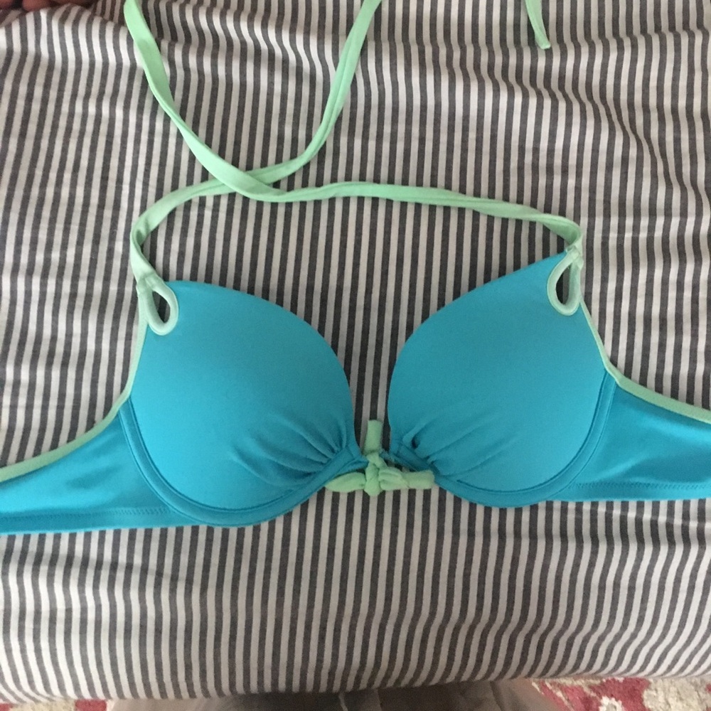 32 b push up bathing suit top.
