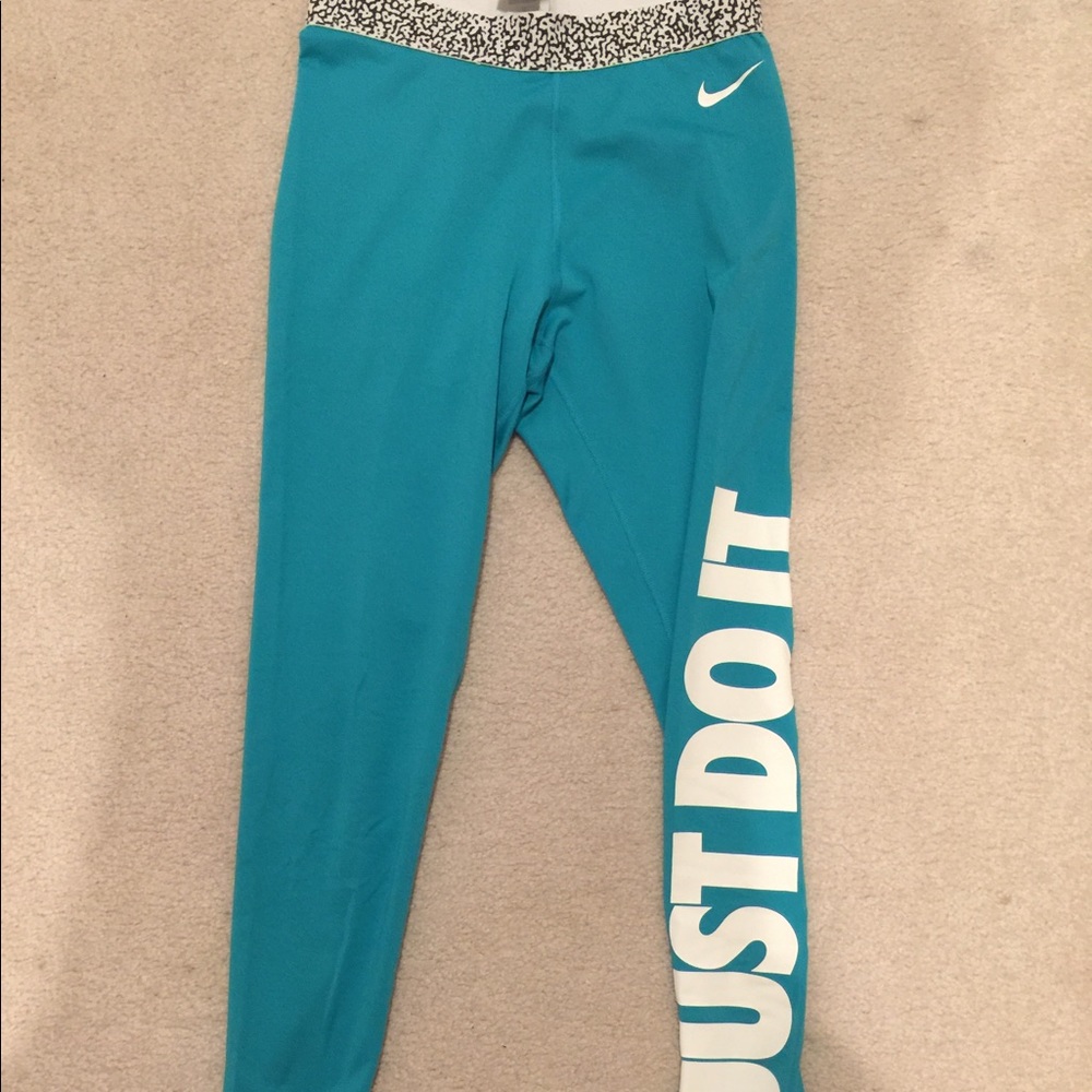 Blue Nike Leggings!!