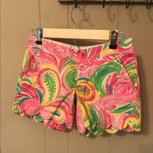NWOT Lilly Pulitzer Buttercup Scallop Hem Shorts