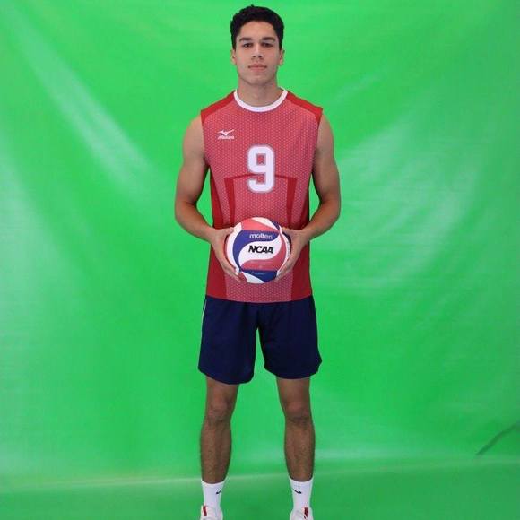 Meet your Posher, Adrian - Picture 1 of 1