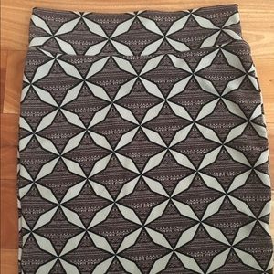 LuLaRoe Cassie skirt