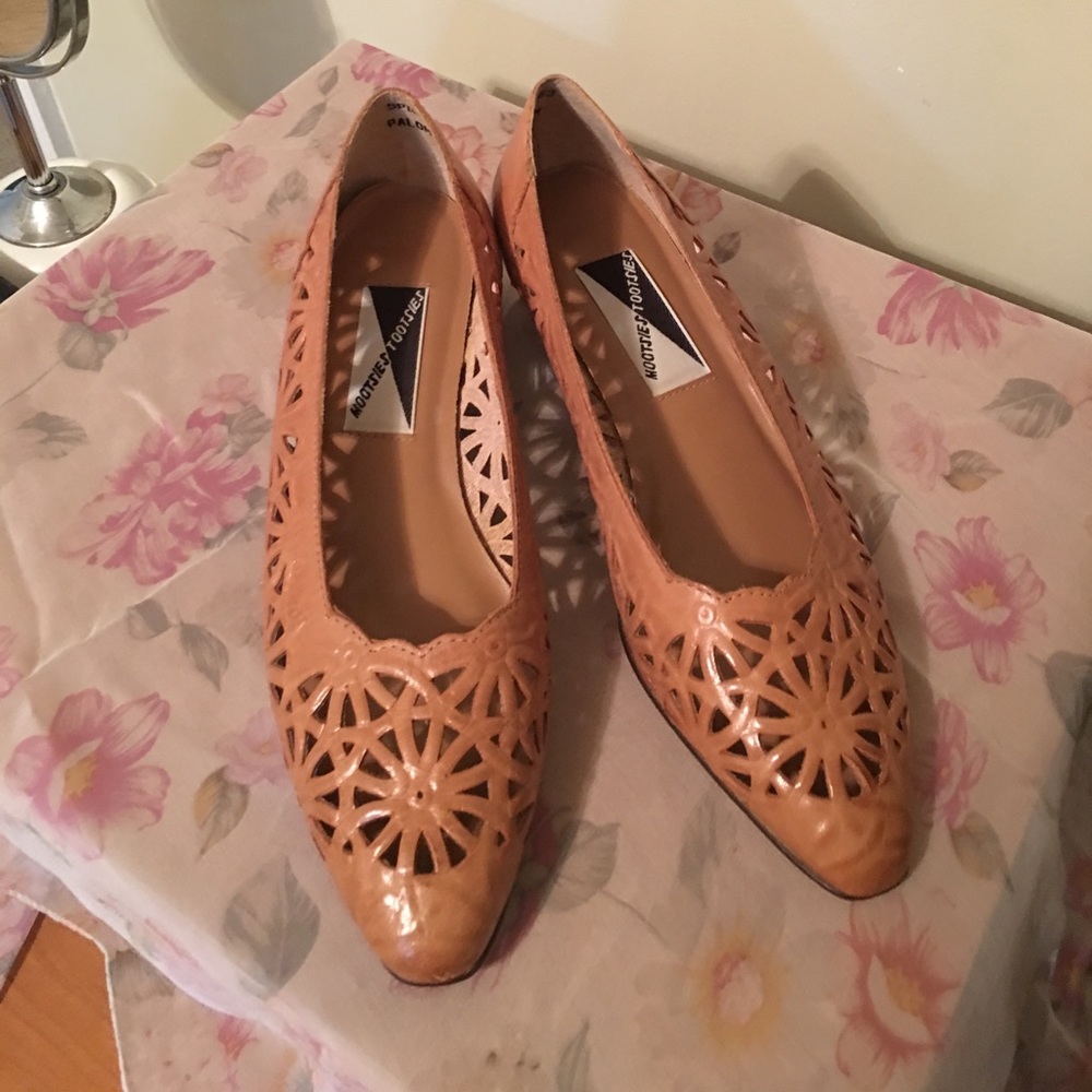 Leather shoes