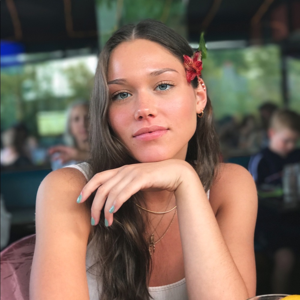 Meet your Posher, Aydan