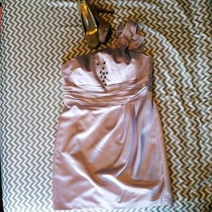 Lavender formal dress - Size 16