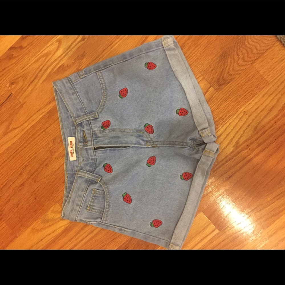 Zhen zhen Strawberry Denim Shorts