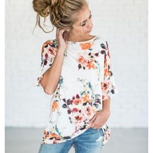Floral top- Mindy Mae's market