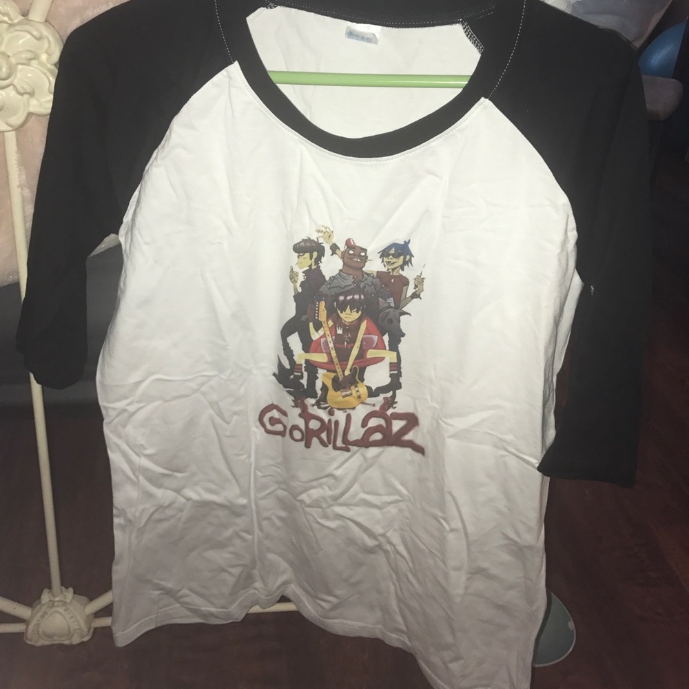 Women's baseball tee