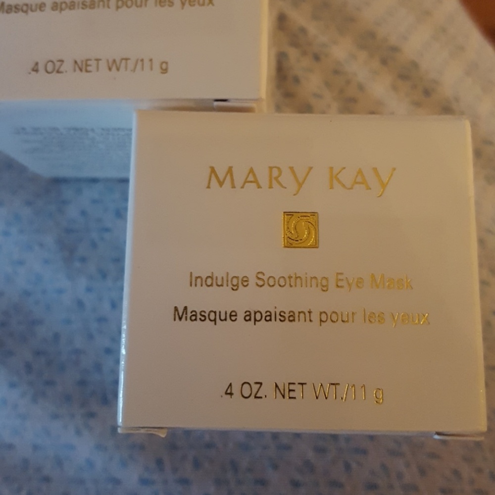 MK Eye mask (not available til later)
